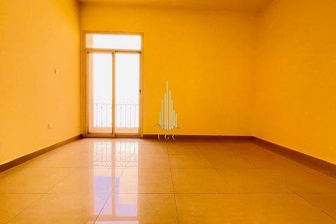 Vila v Muroor Area, Abu Dhabi, SAE 5 ložnice, 464.5 m² Č.: 589241 - fotografie 7