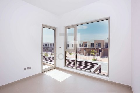 Townhouse di Arabian Ranches 2, Dubai, UEA 3 kamar tidur, 185 m2 nomor 586690 - foto 5