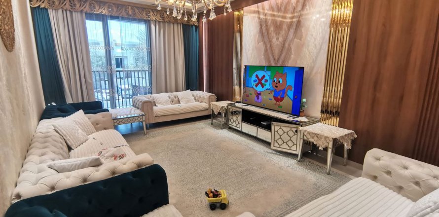 Byt v Mirdif, Dubai, SAE 3 ložnice, 165.1 m² Č.: 601241