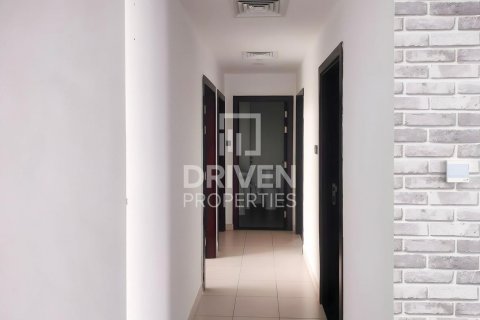Byt v Dubai Studio City, Dubai, SAE 3 ložnice, 126 m² Č.: 602513 - fotografie 9