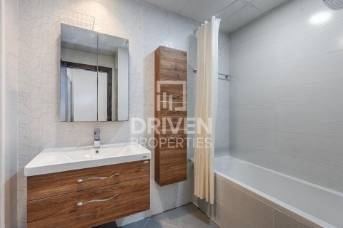 Byt v Dubai Studio City, Dubai, SAE 3 ložnice, 126 m² Č.: 602513 - fotografie 10