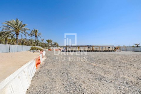 Land in Emirates Hills, Dubai, UAE 3308 sq.m. № 602502 - photo 8