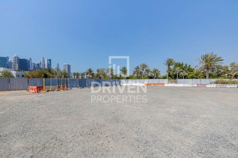 Land in Emirates Hills, Dubai, UAE 3308 sq.m. № 602502 - photo 6