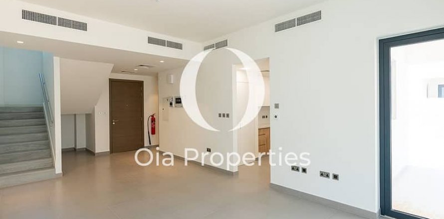 Townhouse on the Yas Island, Abu Dhabi, UAE 2 bedrooms, 130 sq.m. № 608609