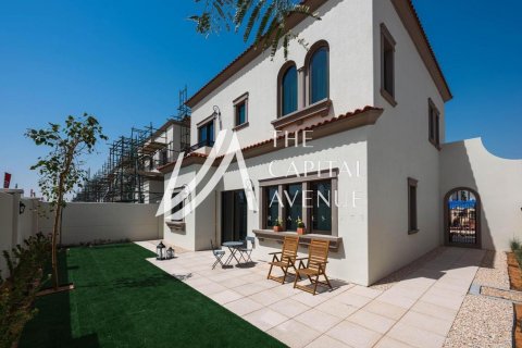 Shtëpi në qytet në Khalifa City, Abu Dhabi, Emiratet e Bashkuara Arabe 2 dhoma gjumi, 123 m2. № 604746 - Foto 1