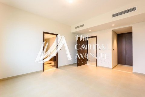 Villa in Khalifa City, Abu Dhabi, UAE 4 bedrooms, 316 sq.m. № 604749 - photo 13