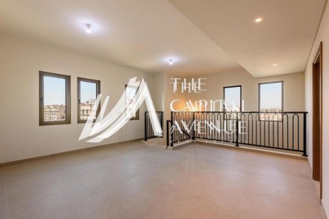 Villa in Khalifa City, Abu Dhabi, UAE 4 bedrooms, 316 sq.m. № 604749 - photo 4