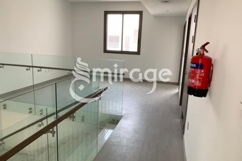 Řadový dům na Yas Island, Abu Dhabi, SAE 3 ložnice, 300 m² Č.: 574177 - fotografie 5