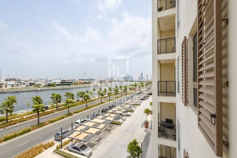 Apartment in Jumeirah, Dubai, UAE 1 bedroom, 74 sq.m. № 602608 - photo 9