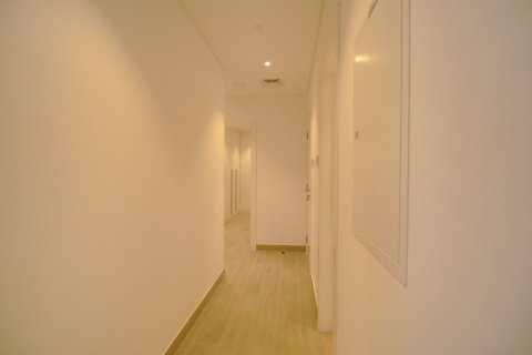 Huoneisto Jumeirah, Dubai, Arabiemiraatit 2 makuuhuonetta, 112.32 m2 № 589950 - kuva 5