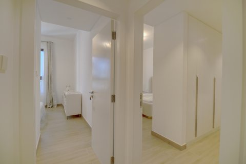 Huoneisto Jumeirah, Dubai, Arabiemiraatit 2 makuuhuonetta, 112.32 m2 № 589950 - kuva 7