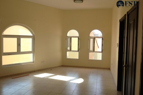 Apartment in Discovery Gardens, Dubai, UAE 1 bedroom, 89 sq.m. № 555309 - photo 3