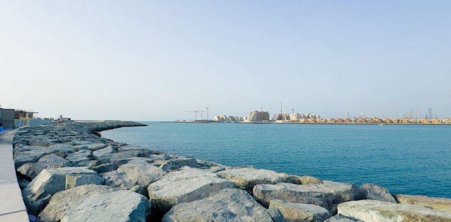 Land in Dubai, VAE 1978.9 vr.m. nr 576493