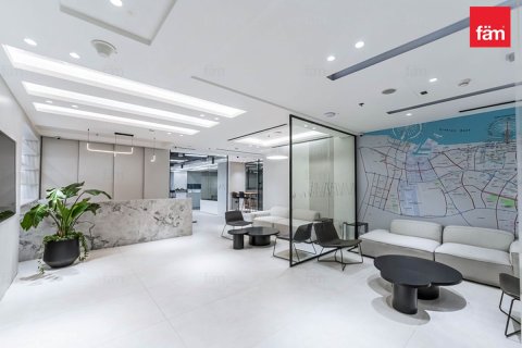 Офис Бизнес-Бэй, Дубай, БАӘ-да 561.9 м² № 591123 - фото 1