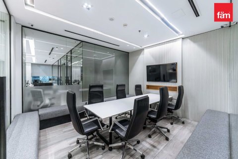 Офис Бизнес-Бэй, Дубай, БАӘ-да 561.9 м² № 591123 - фото 5