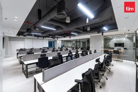 Офис Бизнес-Бэй, Дубай, БАӘ-да 561.9 м² № 591123 - фото 4