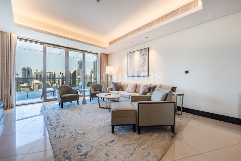 Apartment in Downtown Dubai (Downtown Burj Dubai), UAE 2 bedrooms, 171.68009885 sq.m. № 583317 - photo 8