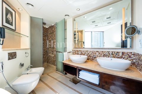 Apartment in Downtown Dubai (Downtown Burj Dubai), UAE 2 bedrooms, 171.68009885 sq.m. № 583317 - photo 26