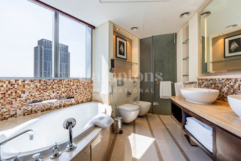 Apartment in Downtown Dubai (Downtown Burj Dubai), UAE 2 bedrooms, 171.68009885 sq.m. № 583317 - photo 23