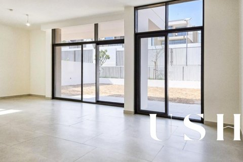 Villa sa Al Furjan, Dubai, UAE 4 silid-tulugan, 368 sq.m. № 620903 - larawan 3