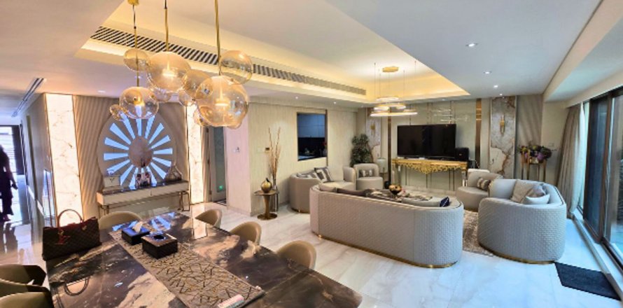 Řadový dům v Meydan, Dubai, SAE 4 ložnice, 218 m² Č.: 632719