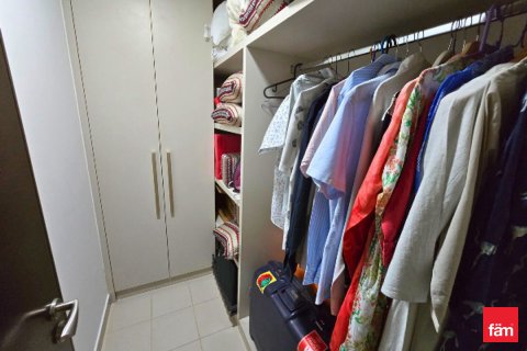 Řadový dům v Meydan, Dubai, SAE 4 ložnice, 218 m² Č.: 632719 - fotografie 14