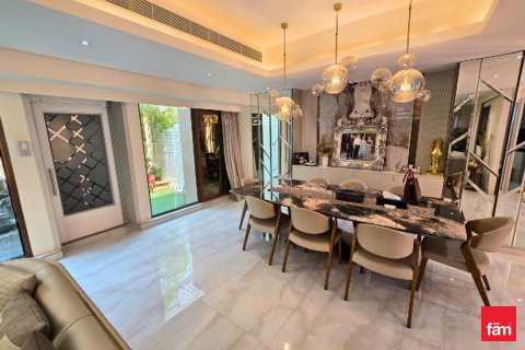 Řadový dům v Meydan, Dubai, SAE 4 ložnice, 218 m² Č.: 632719 - fotografie 6