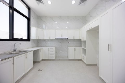 Komerční nemovitost v Al Shamkha, Abu Dhabi, SAE 5 ložnice, 400 m² Č.: 543526 - fotografie 8