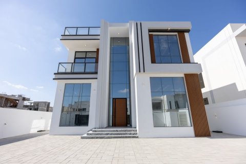 Komerční nemovitost v Al Shamkha, Abu Dhabi, SAE 5 ložnice, 400 m² Č.: 543526 - fotografie 23