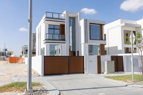 Komerční nemovitost v Al Shamkha, Abu Dhabi, SAE 5 ložnice, 400 m² Č.: 543526 - fotografie 22