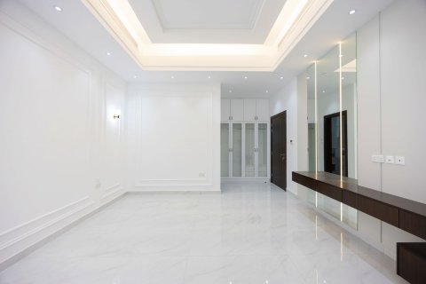 Komerční nemovitost v Al Shamkha, Abu Dhabi, SAE 5 ložnice, 400 m² Č.: 543526 - fotografie 17