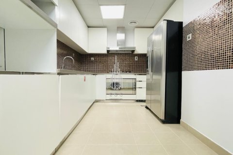 Appartement à louer à Corniche Road, Abu Dhabi, EAU 3 chambres, 195.3 m2 № 589237 - photo 14