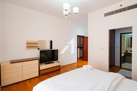 Jumeirah Beach Residence, Dubai, UAE의 임대용 아파트 침실 1개, 98.3제곱미터 번호 623889 - 사진 12