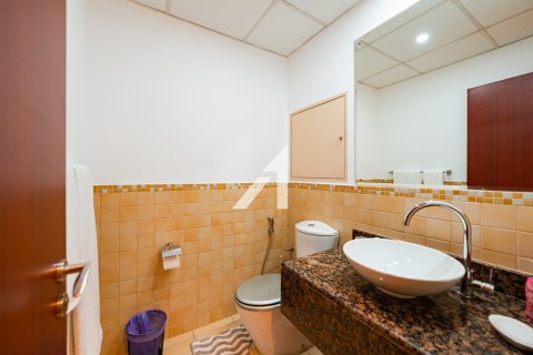 Jumeirah Beach Residence, Dubai, UAE의 임대용 아파트 침실 1개, 98.3제곱미터 번호 623889 - 사진 19