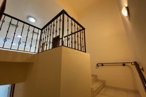 Vila v Abu Dhabi, SAE 4 ložnice, 352 m² Č.: 615498 - fotografie 5