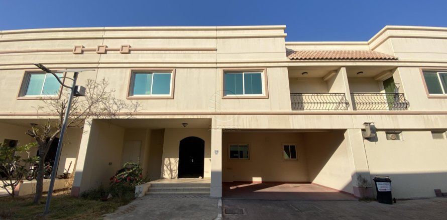 Vila v Abu Dhabi, SAE 4 ložnice, 352 m² Č.: 615498