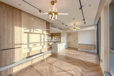 Apartment in Downtown Dubai (Downtown Burj Dubai), Dubai, UAE 2 bedrooms, 101 sq.m. № 625693 - photo 1