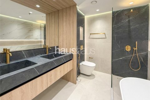 Apartment in Downtown Dubai (Downtown Burj Dubai), Dubai, UAE 2 bedrooms, 101 sq.m. № 625693 - photo 19