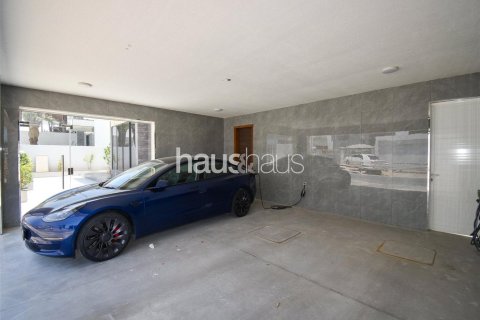 Vilë në Al Furjan, Dubai, Emiratet e Bashkuara Arabe 5 dhoma gjumi, 606 m2. № 625777 - Foto 17