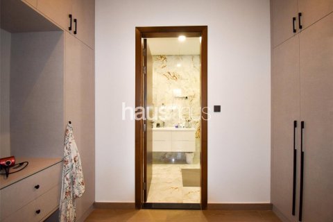 Vilë në Al Furjan, Dubai, Emiratet e Bashkuara Arabe 5 dhoma gjumi, 606 m2. № 625777 - Foto 10