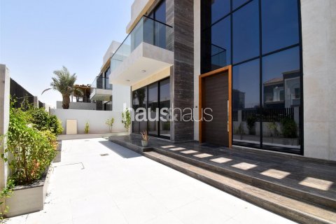 Vilë në Al Furjan, Dubai, Emiratet e Bashkuara Arabe 5 dhoma gjumi, 606 m2. № 625777 - Foto 2