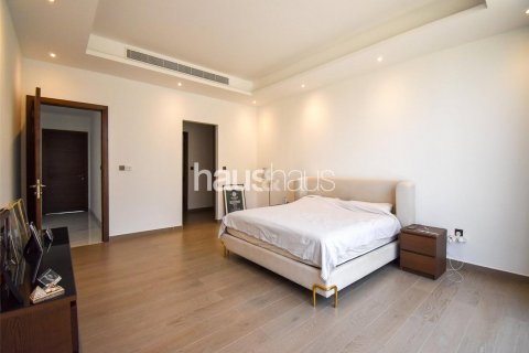 Vilë në Al Furjan, Dubai, Emiratet e Bashkuara Arabe 5 dhoma gjumi, 606 m2. № 625777 - Foto 14