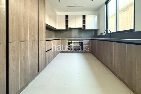Vila v Tilal Al Ghaf, Dubai, SAE 5 ložnice, 416 m² Č.: 625775 - fotografie 4