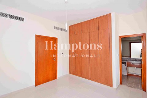 Apartament në Greens, Dubai, Emiratet e Bashkuara Arabe 1 dhomë gjumi, 69.52024393 m2. № 583303 - Foto 7