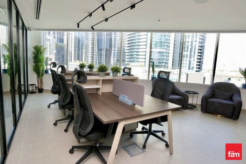 Bureau à vendre à  Business Bay, Dubai, EAU 111.6 m2 № 621704 - photo 2