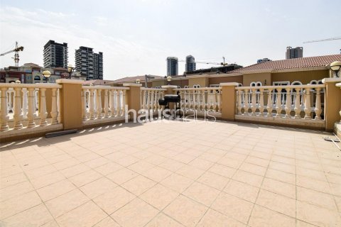Shtëpi në qytet në Jumeirah Village Circle, Dubai, Emiratet e Bashkuara Arabe 3 dhoma gjumi, 287 m2. № 625711 - Foto 8