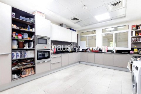 Jumeirah Village Circle、Dubai、UAE にあるタウンハウス販売中 4ベッドルーム、409 m2、No625713 - 写真 2