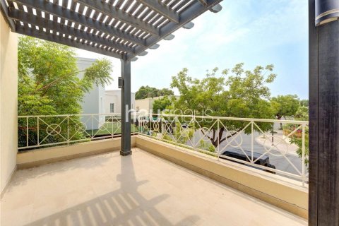 Villa in The Lakes, Dubai, UAE 3 bedrooms, 337 sq.m. № 625710 - photo 26