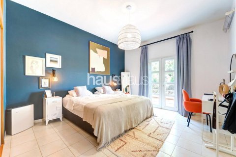 Villa in The Lakes, Dubai, UAE 3 bedrooms, 337 sq.m. № 625710 - photo 21