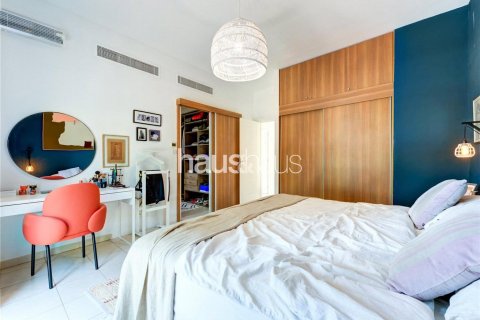 Villa in The Lakes, Dubai, UAE 3 bedrooms, 337 sq.m. № 625710 - photo 24